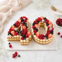 Number cake fruits rouges